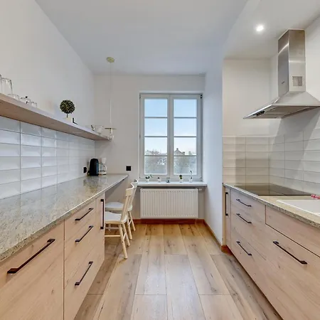 Wave - Navy Blue Apartment *